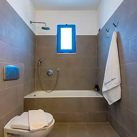 Olympia Mare 2* Andimakhia